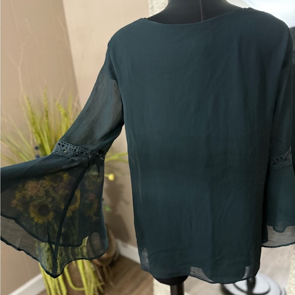 AGB • Boho Flutter Sleeve Crochet Blouse - Picture 11 of 11